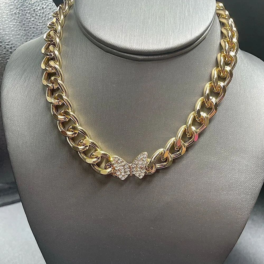 Chunky Chain Necklace l Gold Butterfly l Trendy l Rhinestone Clustered l New